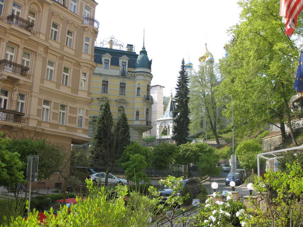 Apartment Sadova KLV Exterior foto